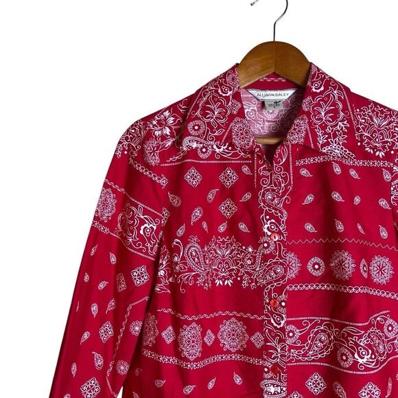 Allison Daley vintage red paisley patterned shirt. Size 8 - Picture 2 of 7